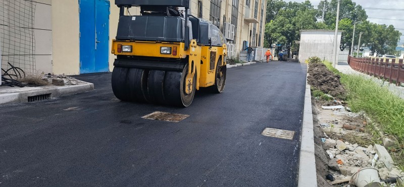 廠區(qū)園區(qū)等瀝青路面施工